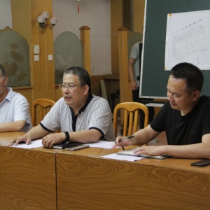 市領(lǐng)導(dǎo)調(diào)研我公司易地搬遷改造項(xiàng)目