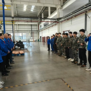 公司生產技術部召開“2024年9、10月份安全生產總結大會”暨“TPM活動” ... ... ...